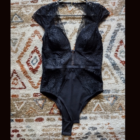 sophie b. Other - Sophie B. Women's Lace Ruby Bodysuit with Slight Push-up Pads, Black